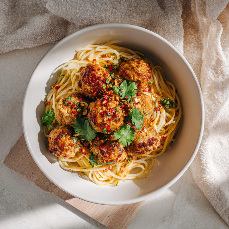 easyChef Pro Chipotle-Infused Turkey Meatballs with Spaghetti