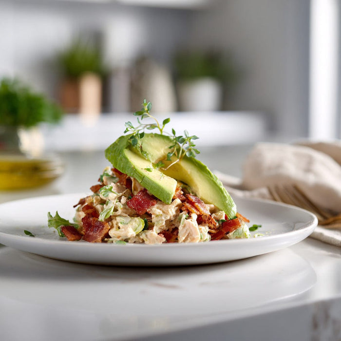 easyChef Pro Lemon Bacon Chicken Salad with Avocado
